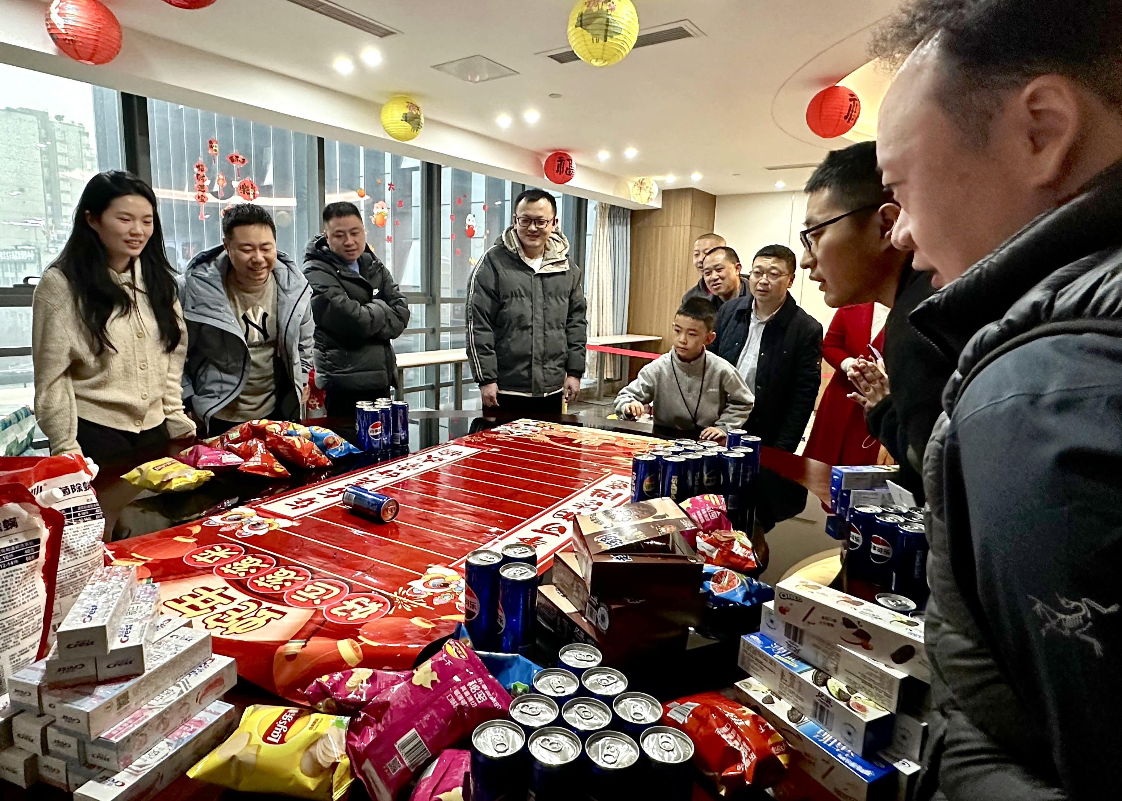 ����������