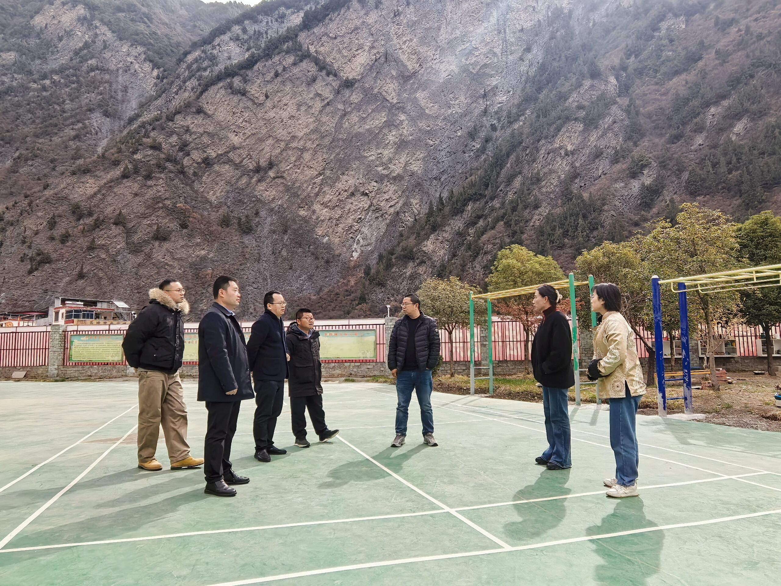 ��湫˾Я�ֺ�����Ժ������ס���ֽ���