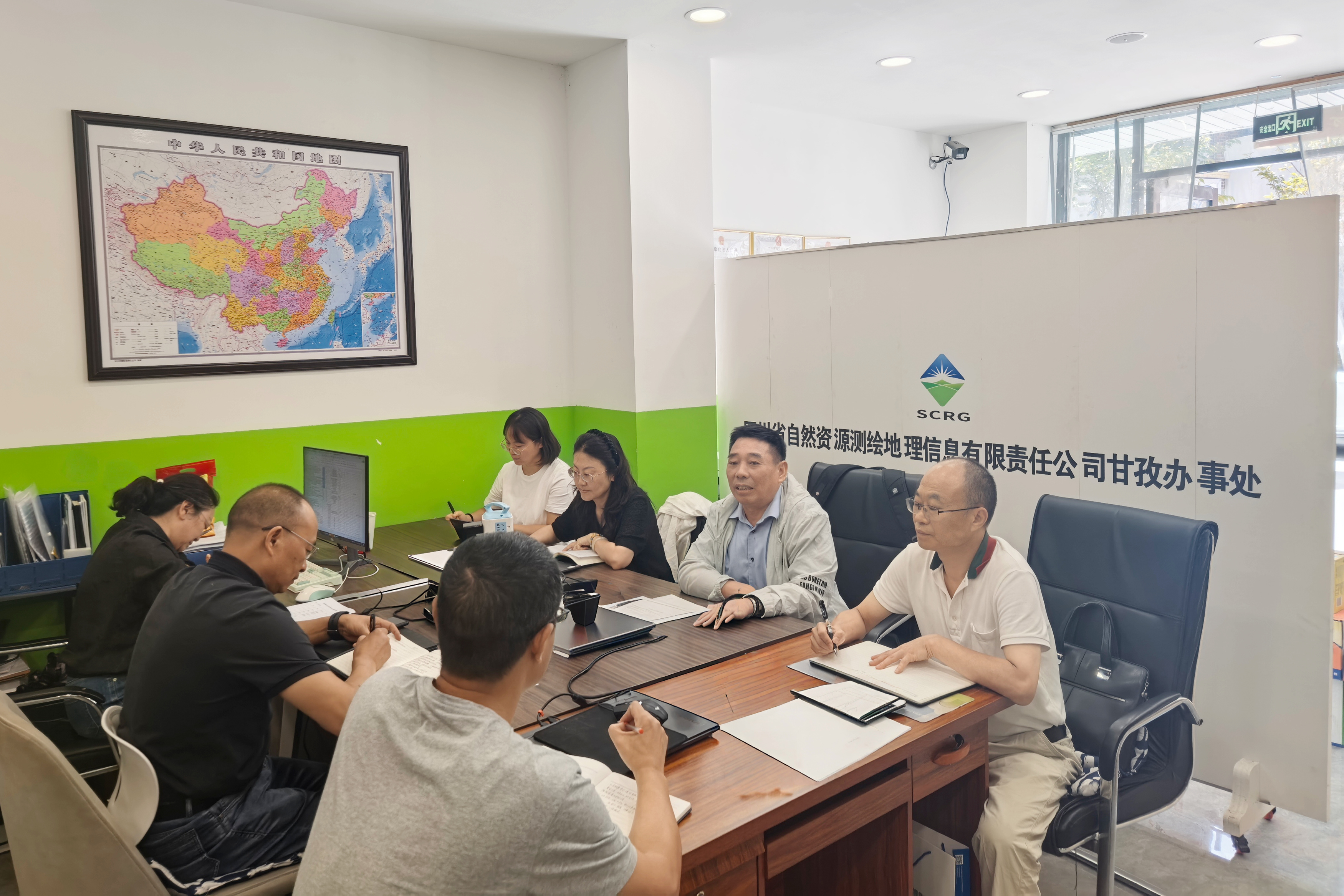 ���ε���