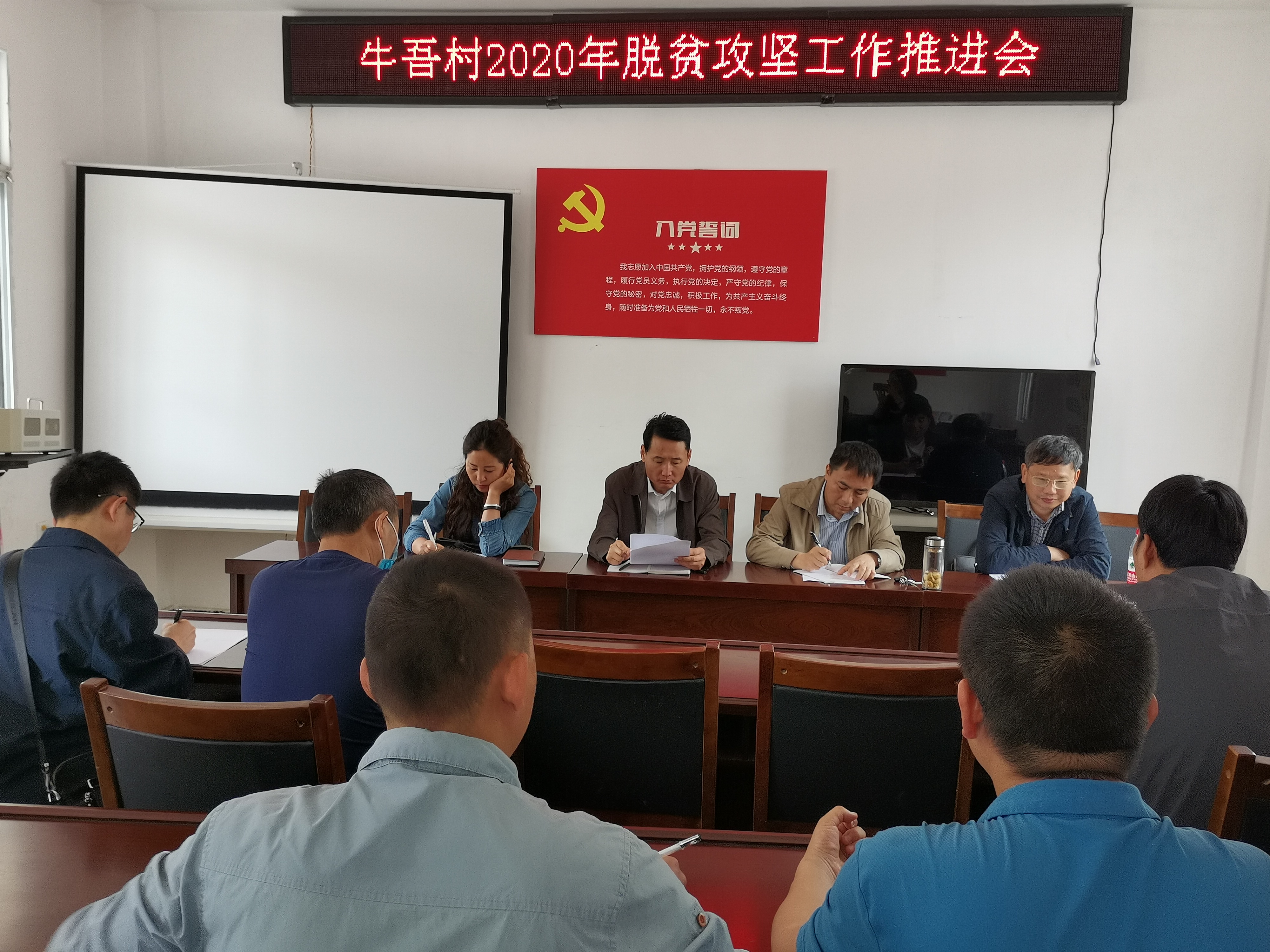 �۲��á�(�й���)���޹�˾����