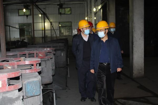 �۲��á�(�й���)���޹�˾����