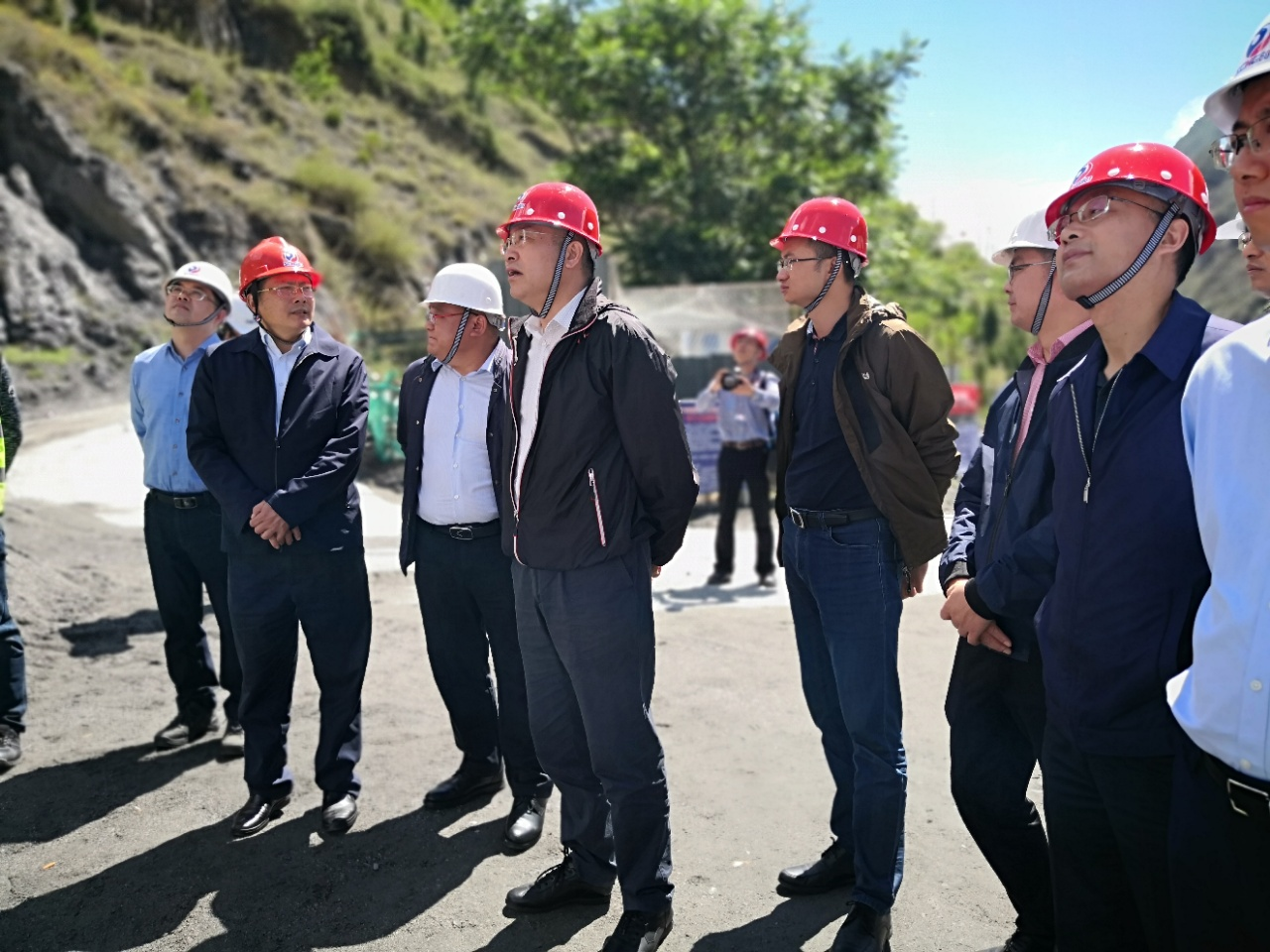 �¹��־ֳ����Ӽ��ο��601���Ѧ��1���������ڸ߶����µ����ֺ�������Ŀ