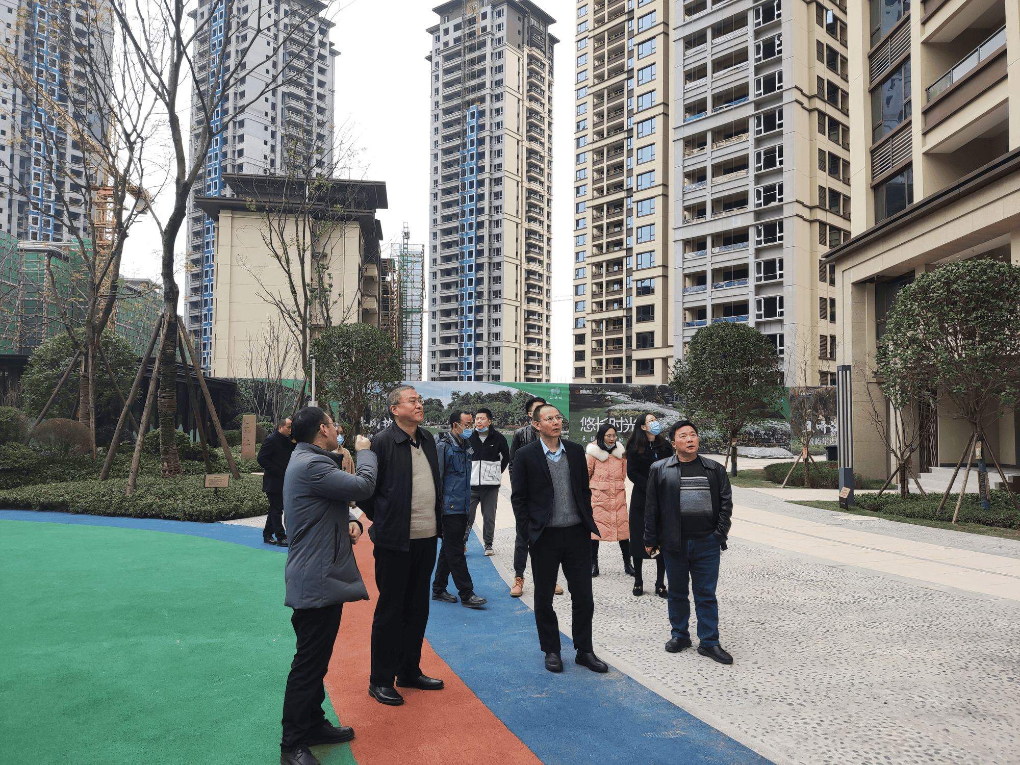 �۲��á�(�й���)���޹�˾����