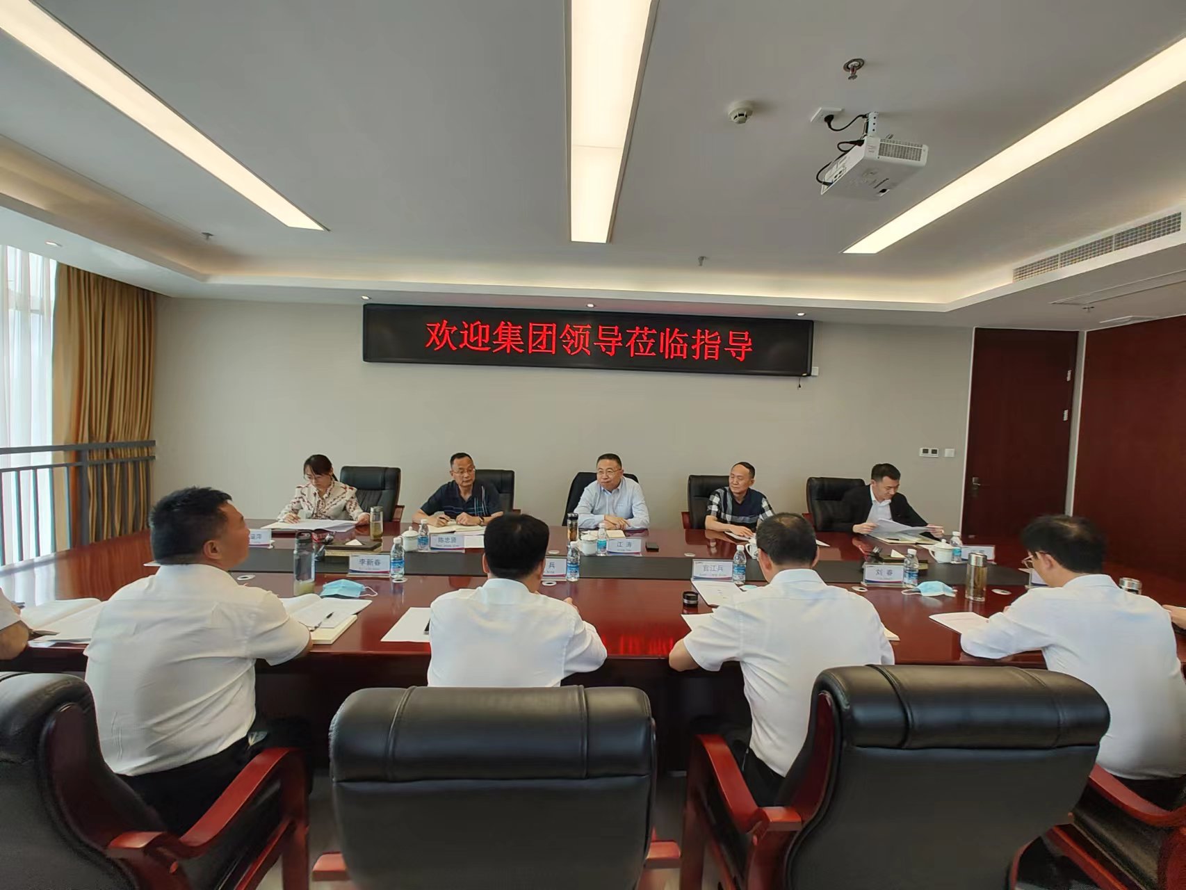 �۲��á�(�й���)���޹�˾����