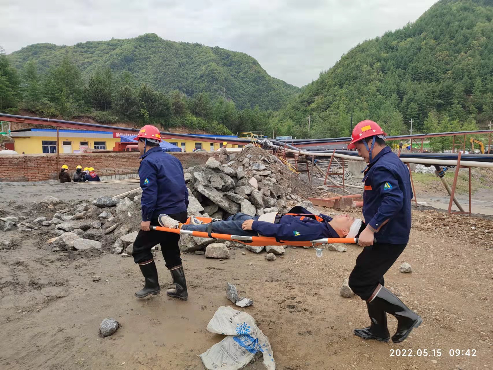 �۲��á�(�й���)���޹�˾����