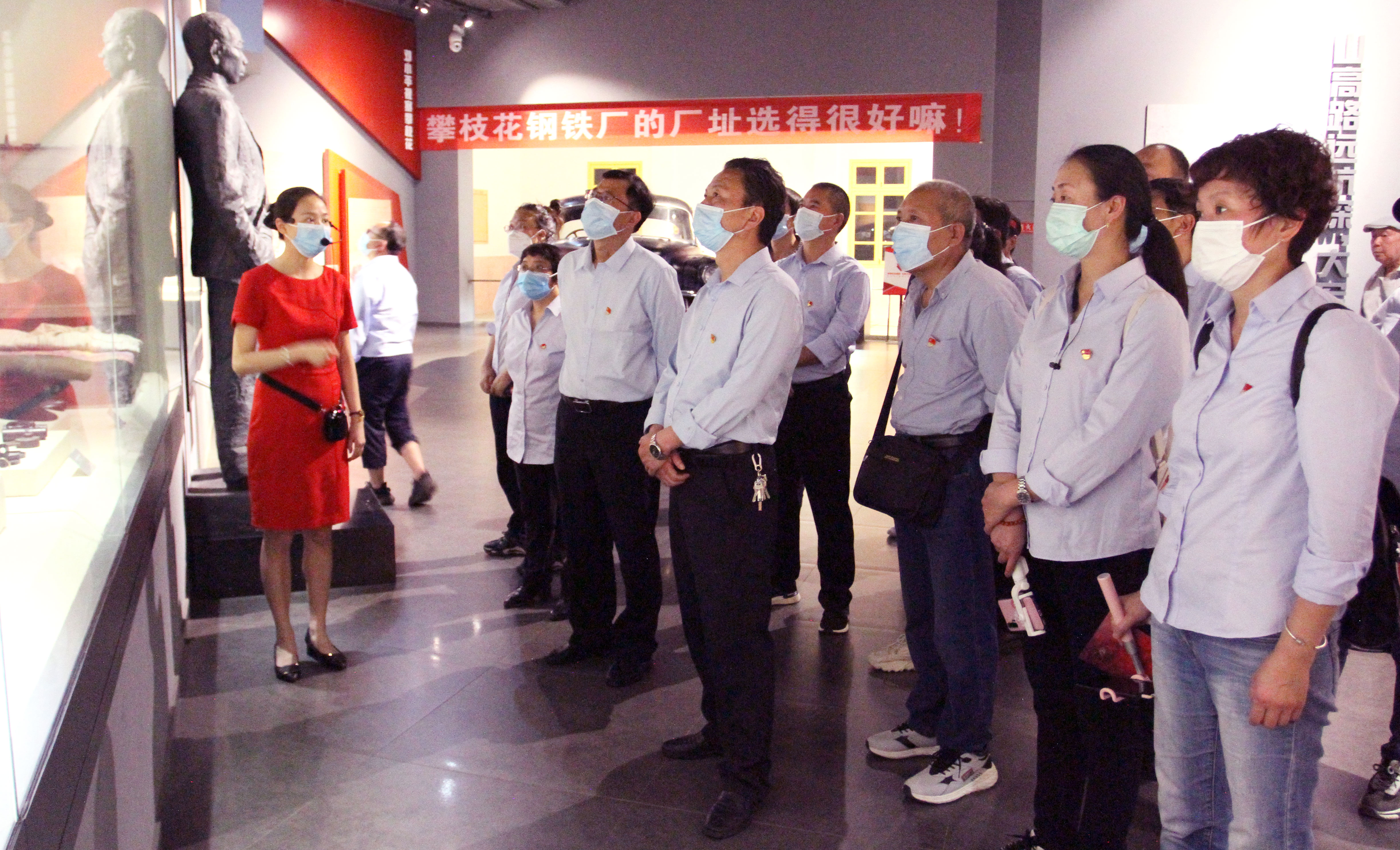 �۲��á�(�й���)���޹�˾����