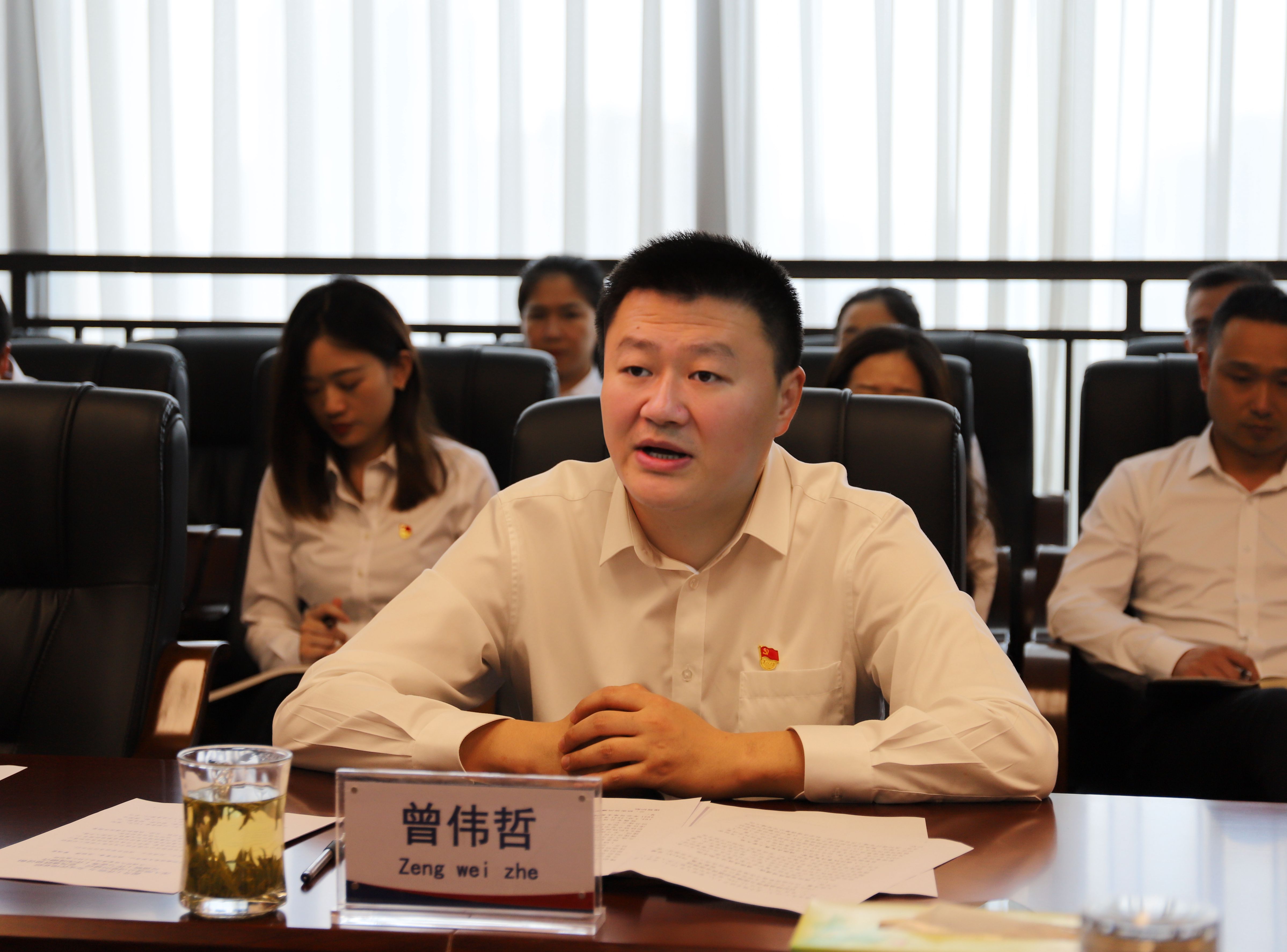 �۲��á�(�й���)���޹�˾����