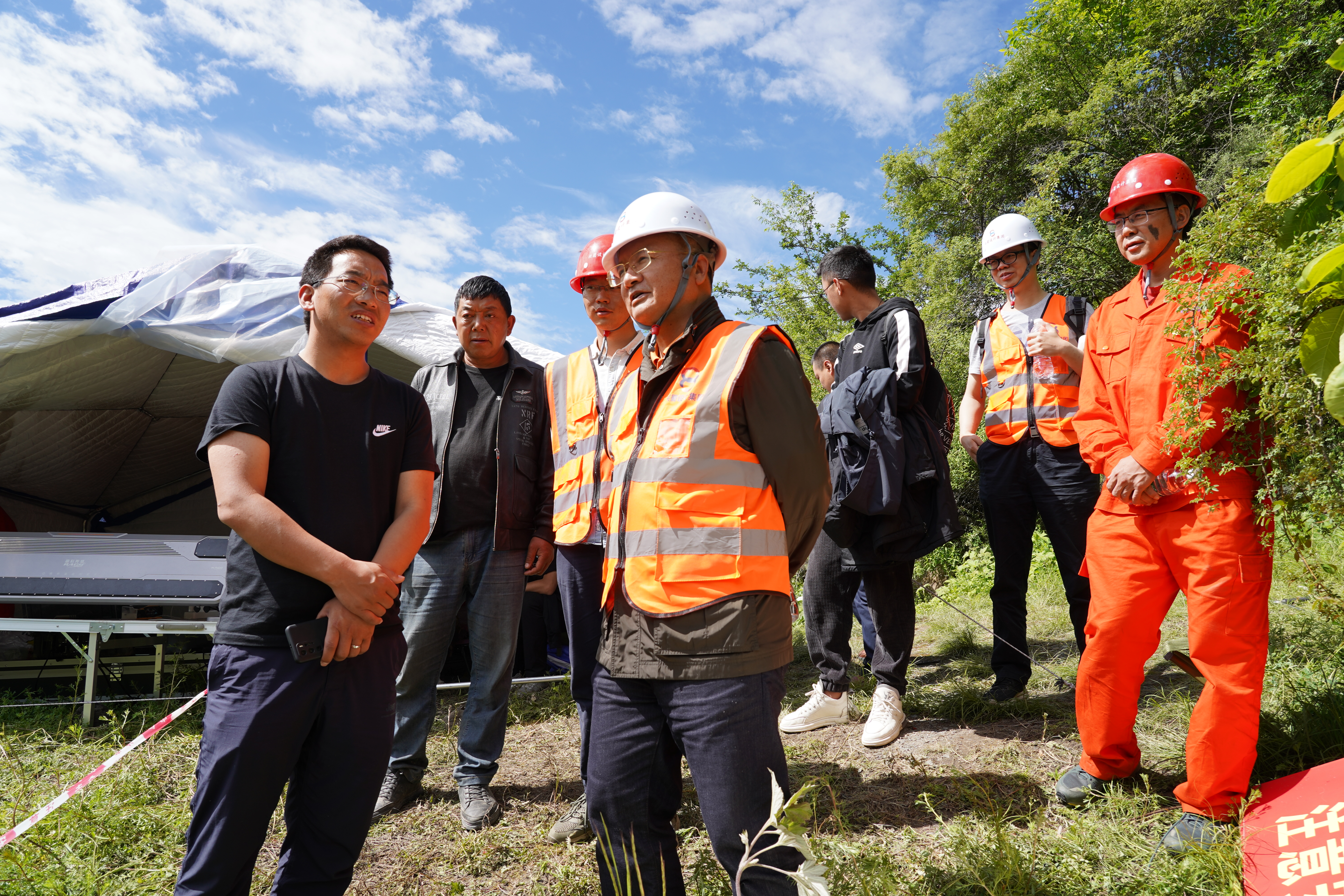 �������ж�λ�쵼��������Ƽ��� ���ݵ���������ɽ���¡���Ŀ��������