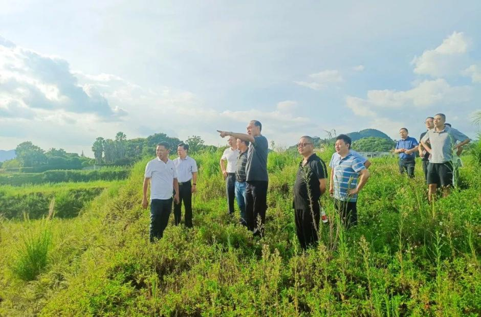 �۲��á�(�й���)���޹�˾����