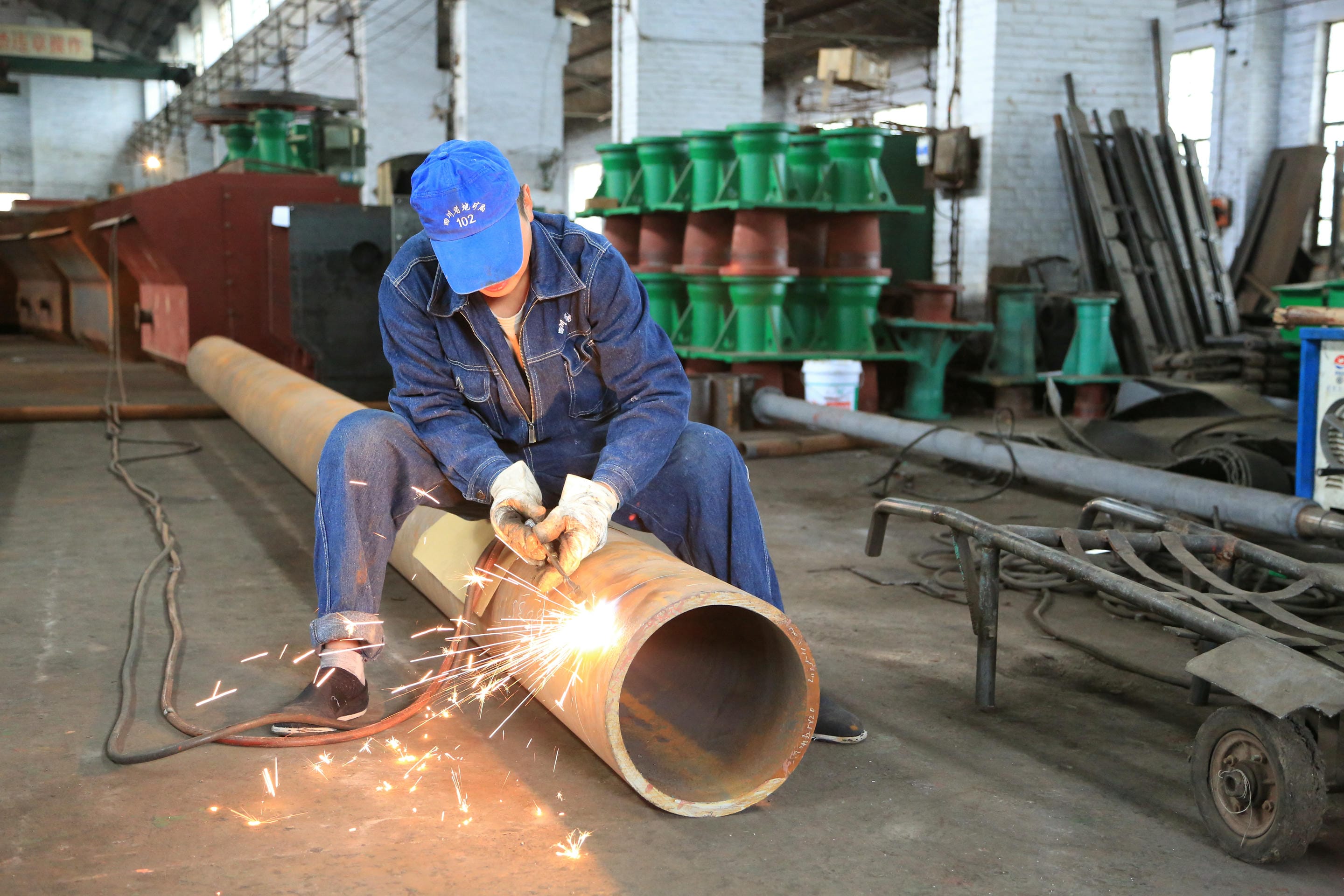 �۲��á�(�й���)���޹�˾����