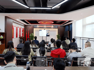 [��ս�ļ��ȡ����һ����] ұ��������˾���ᰴ���Ͷ��������쳵����