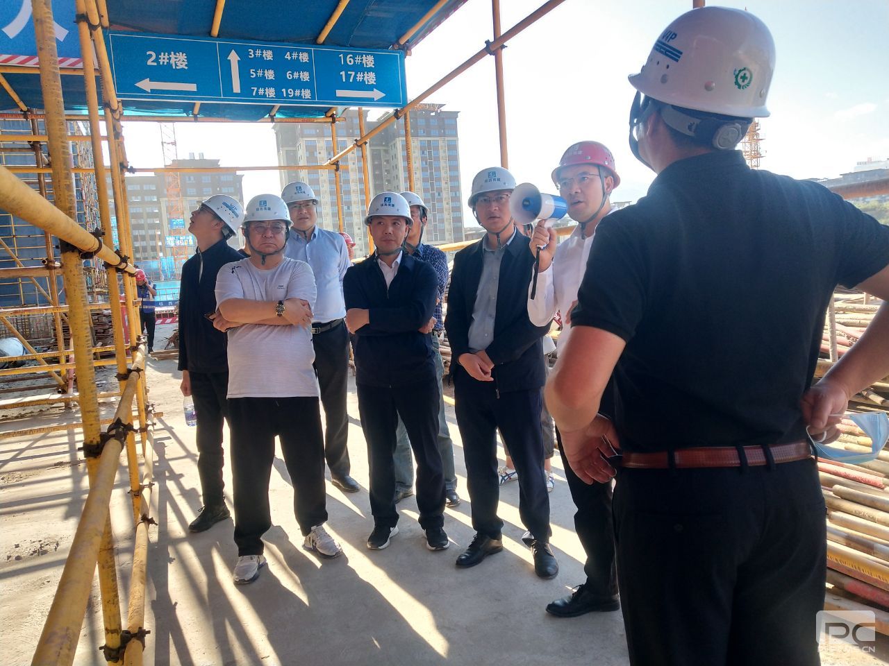 ������ί��ί�����������г���ƽ���ӵ�����һ��ӵ���ָ������