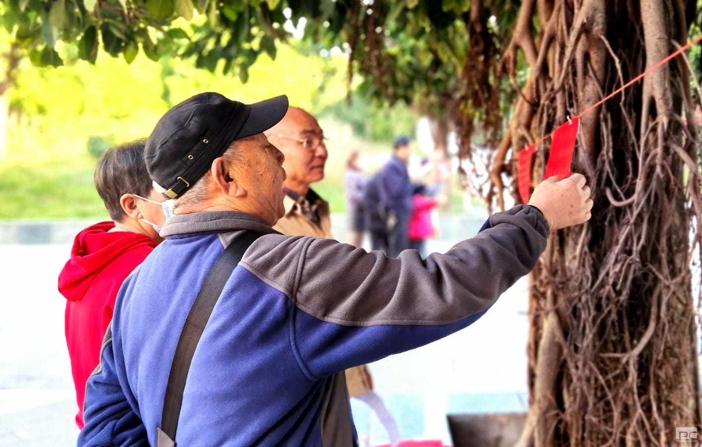 �۲��á�(�й���)���޹�˾����