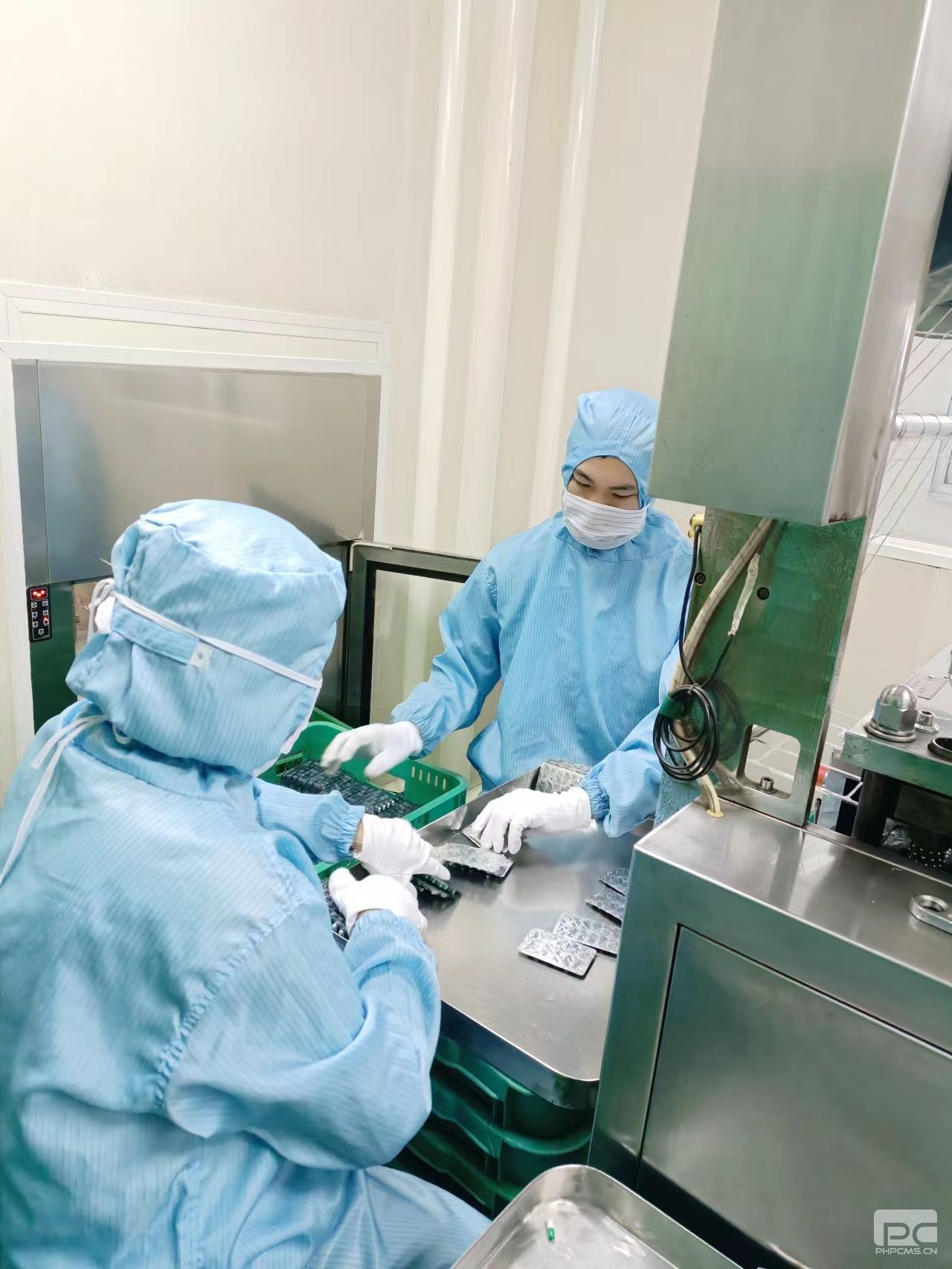 �۲��á�(�й���)���޹�˾����