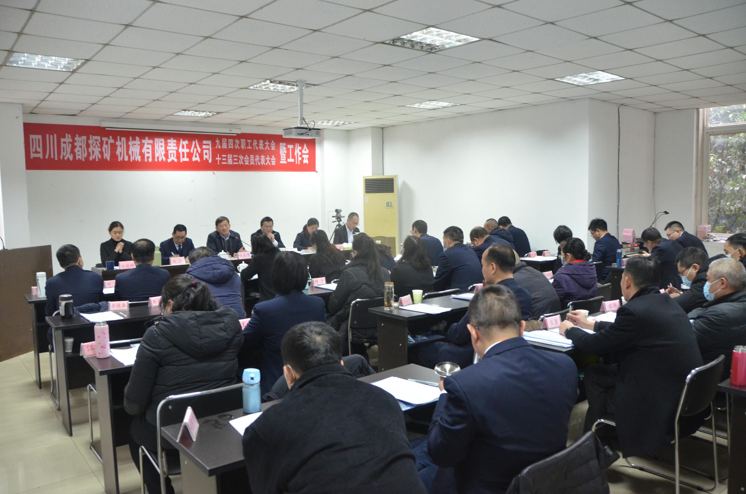 �ɶ�̽���ٿ���˫���ᡱ�������