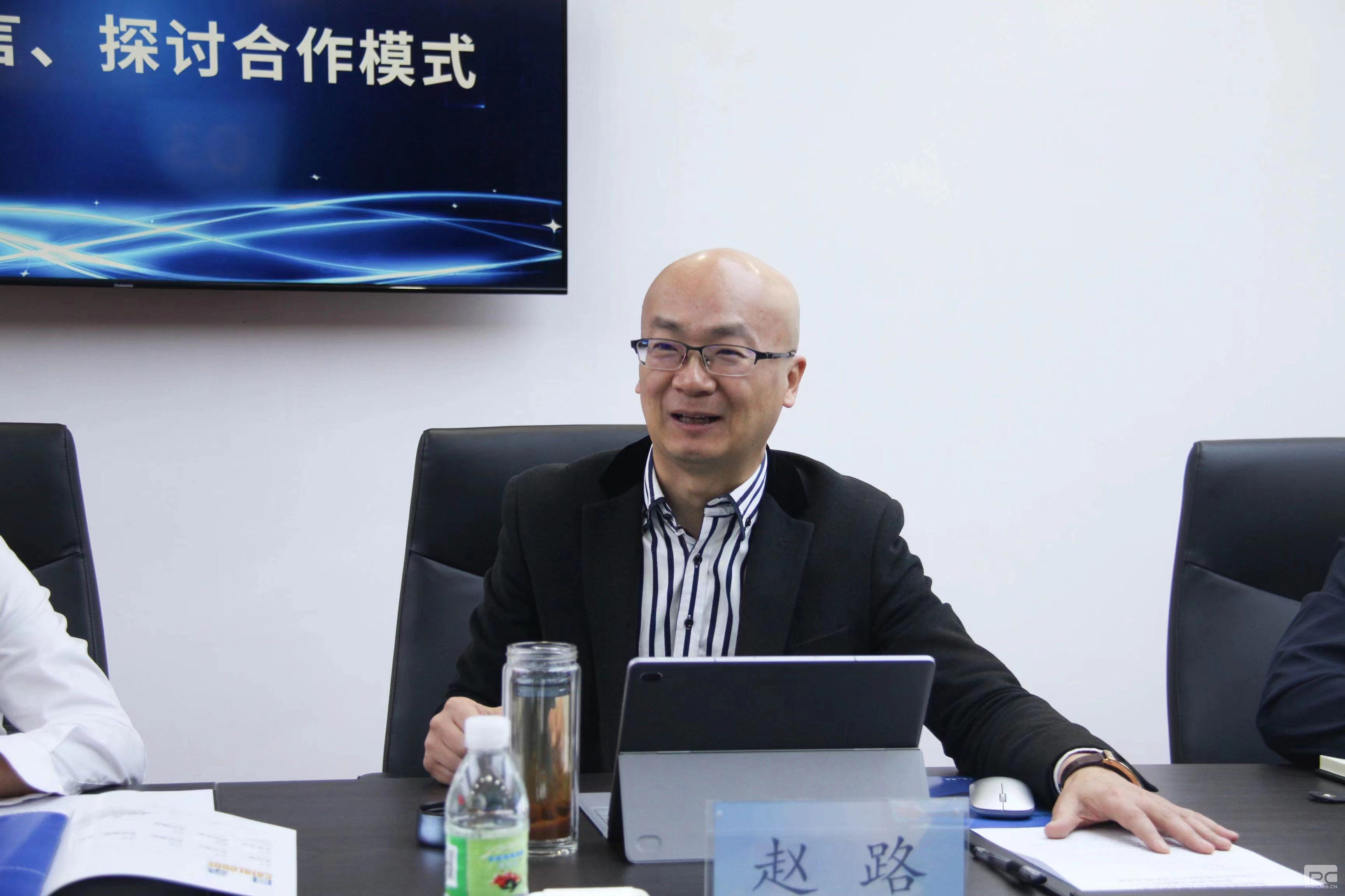 �۲��á�(�й���)���޹�˾����