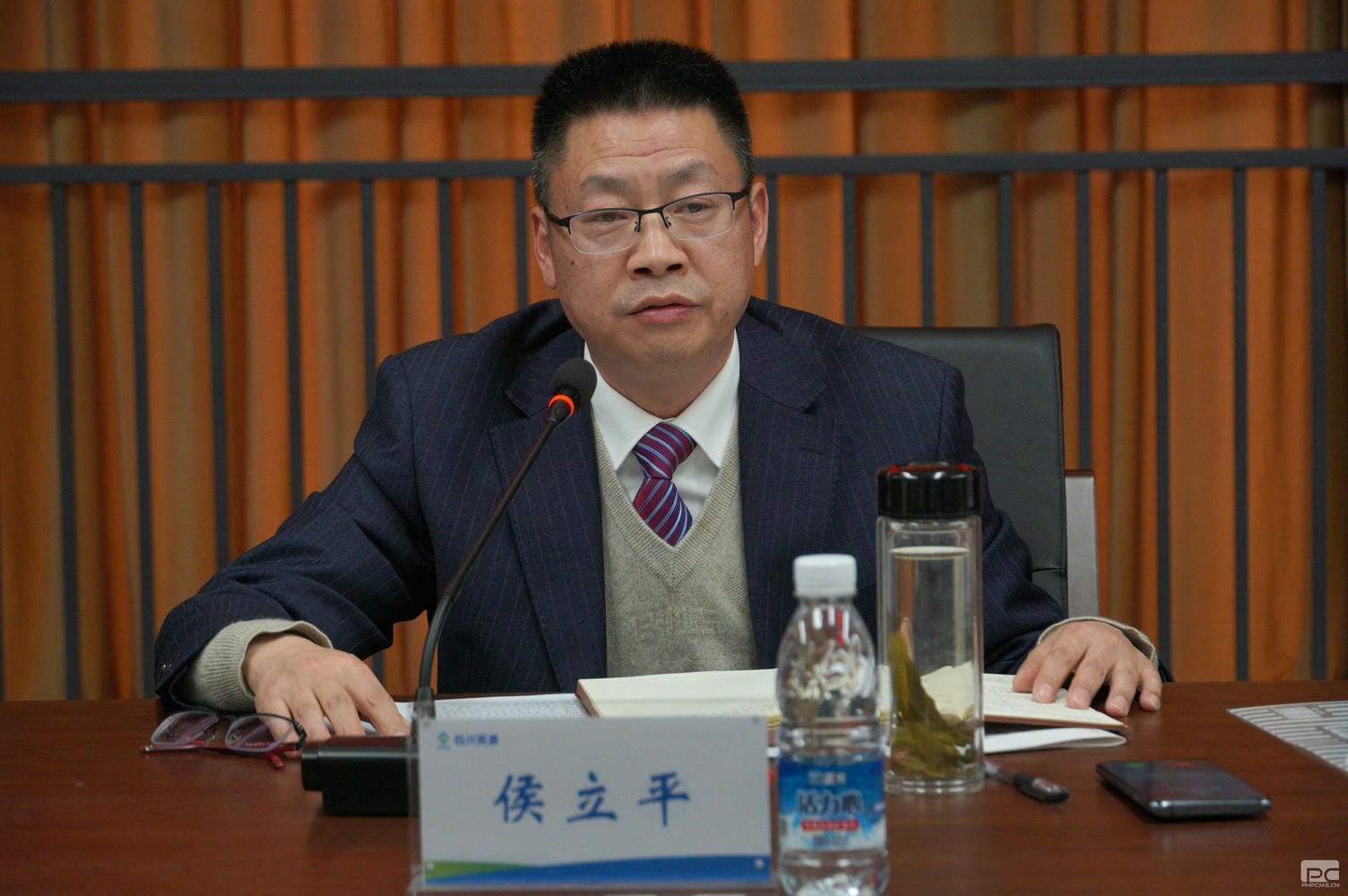 �۲��á�(�й���)���޹�˾����