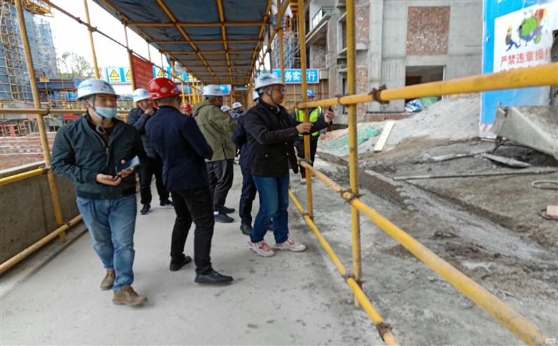 ������ �ص��ߡ�������һ��ӿ�չ������������