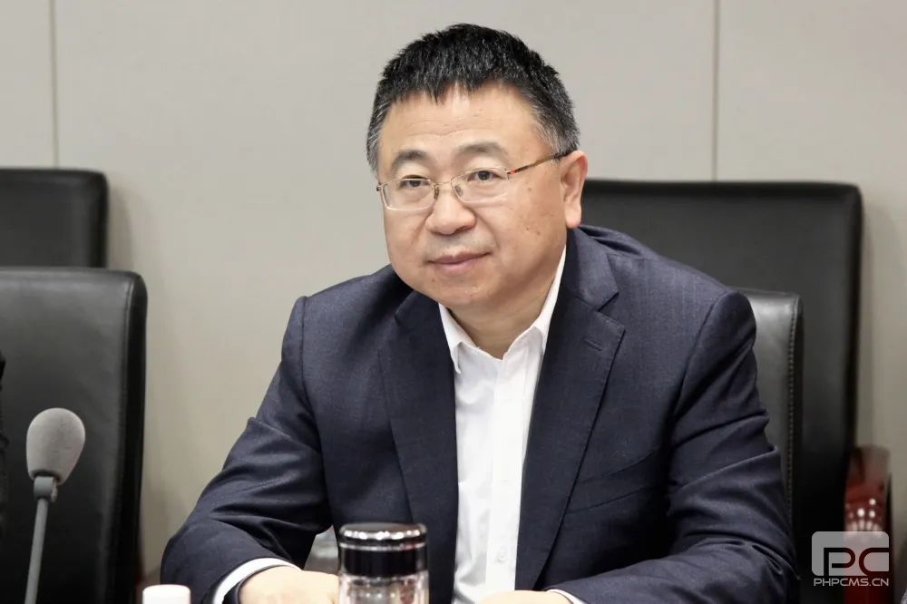 �۲��á�(�й���)���޹�˾����