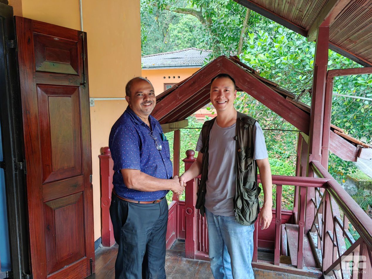 �۲��á�(�й���)���޹�˾����