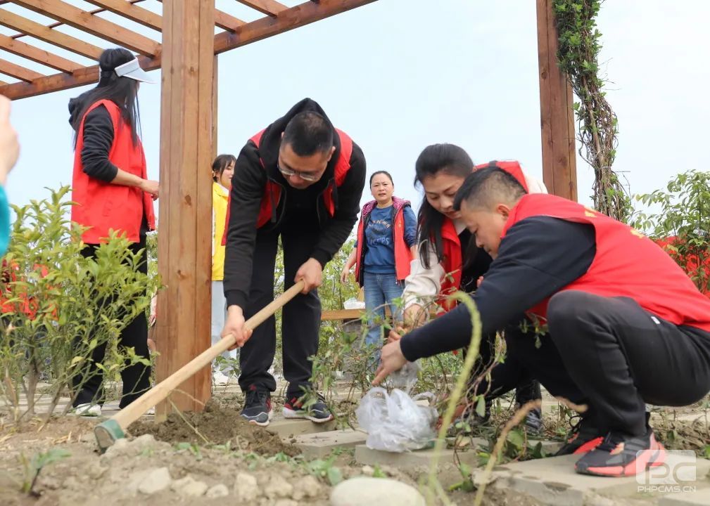 �۲��á�(�й���)���޹�˾����