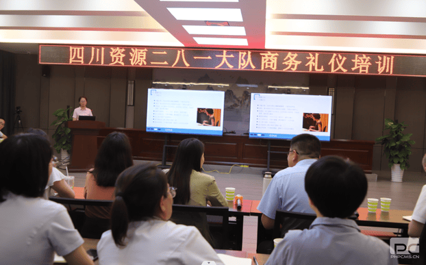 ����һ����ٿ����������ڲ���ѵ