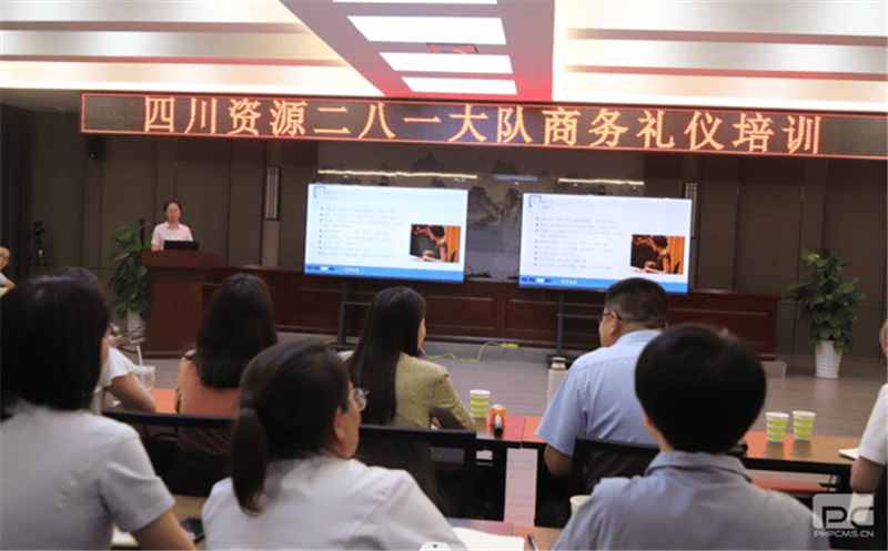 ����һ����ٿ����������ڲ���ѵ