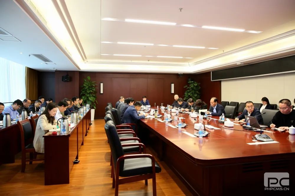 ��־���ڼ���2023���ش���Ŀ���ص�����㱨����ǿ����ץס���������ġ�ţ���ӡ� ����ʵ�ƽ���ڨ��Զ���ص���Ŀ