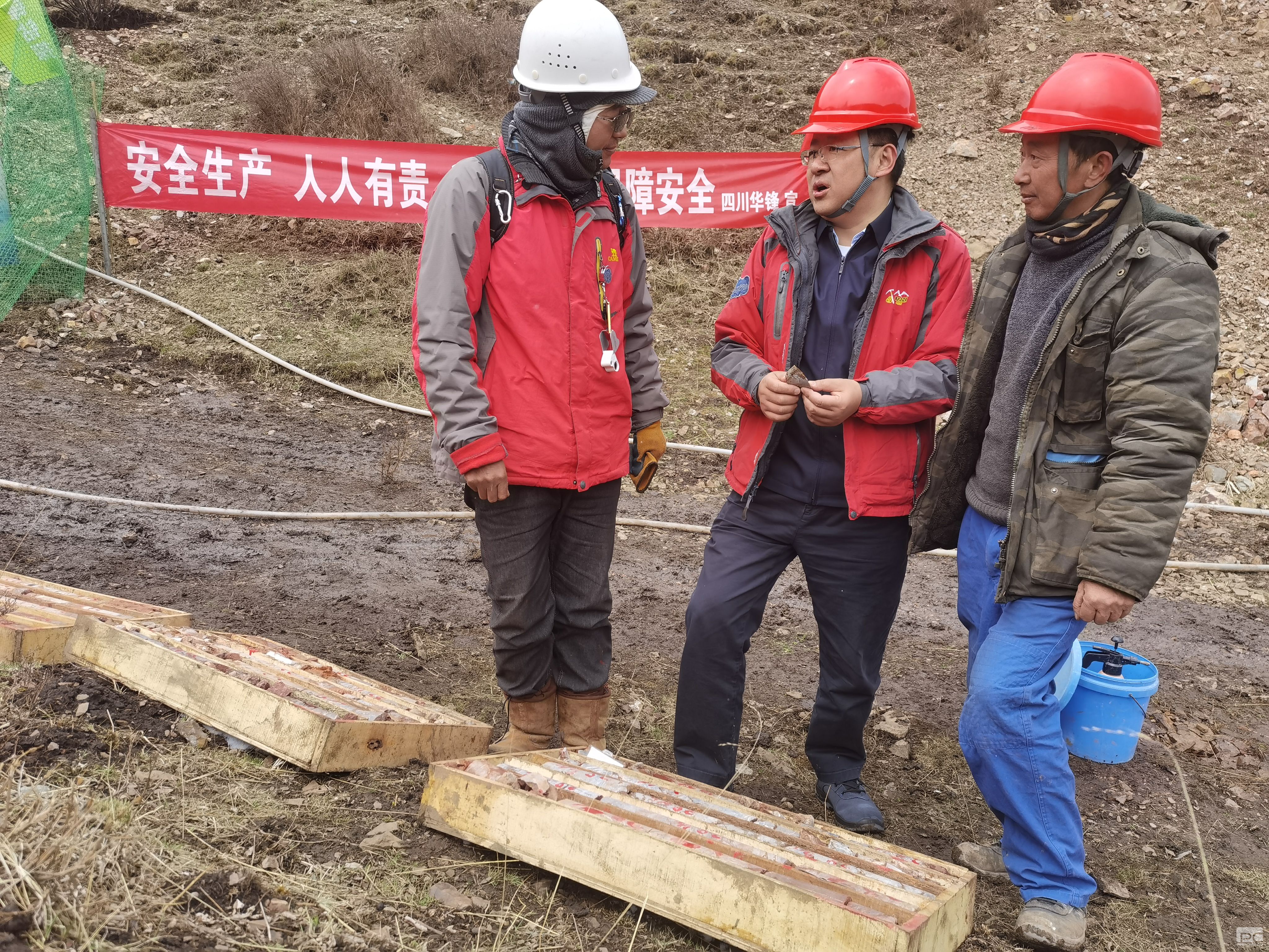 ������̽��ί����ǡ��ܾ������������ӵ��ĺ���̽��Ŀ�����ָ�����鿴��һ��Ա��