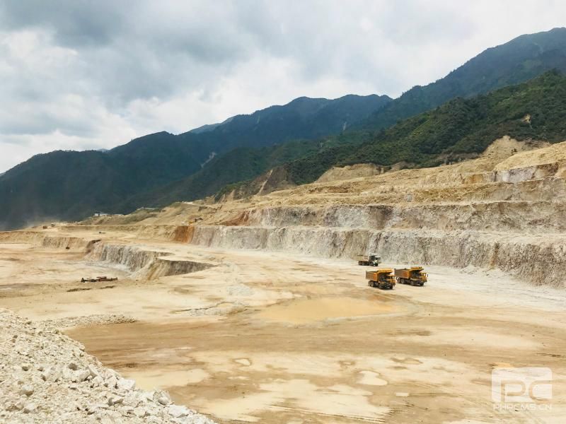 �۲��á�(�й���)���޹�˾����