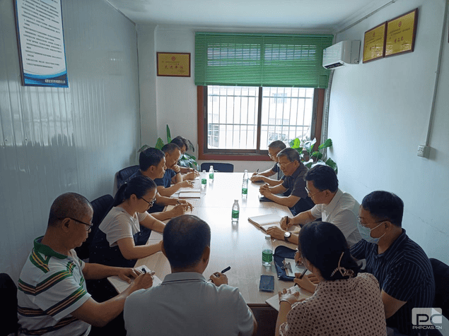 �Ŵ�ï����ش��������һ�߿�չ������鲢����ָ��