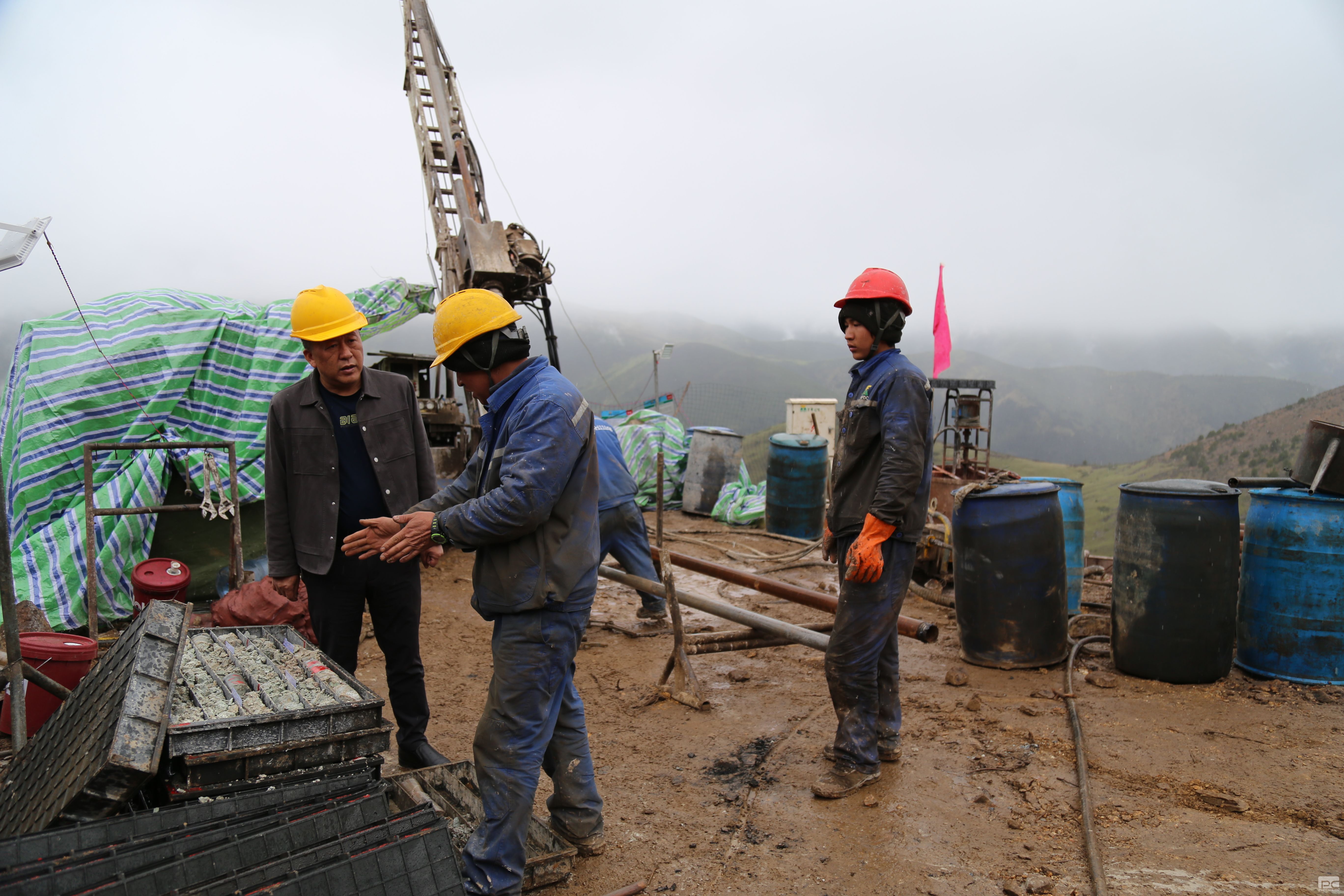 �۲��á�(�й���)���޹�˾����