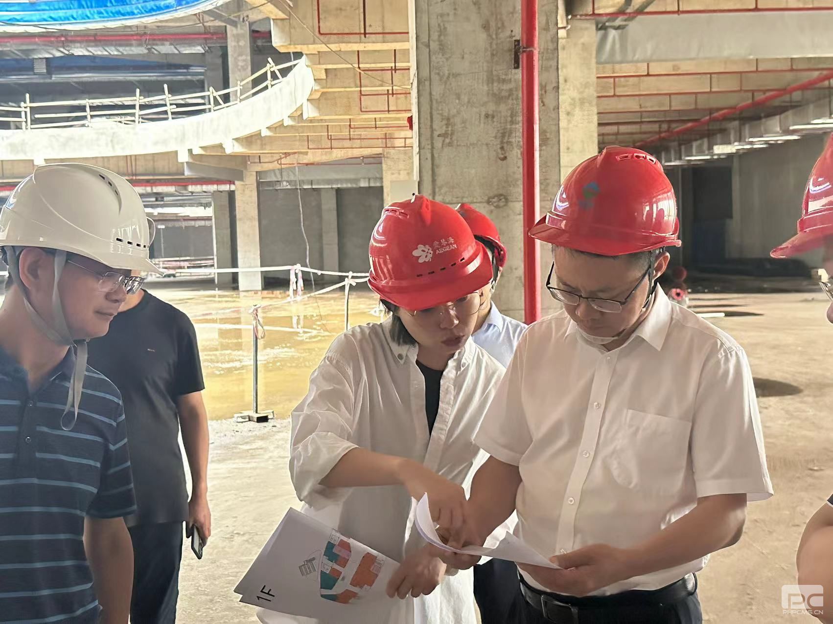 �۲��á�(�й���)���޹�˾����