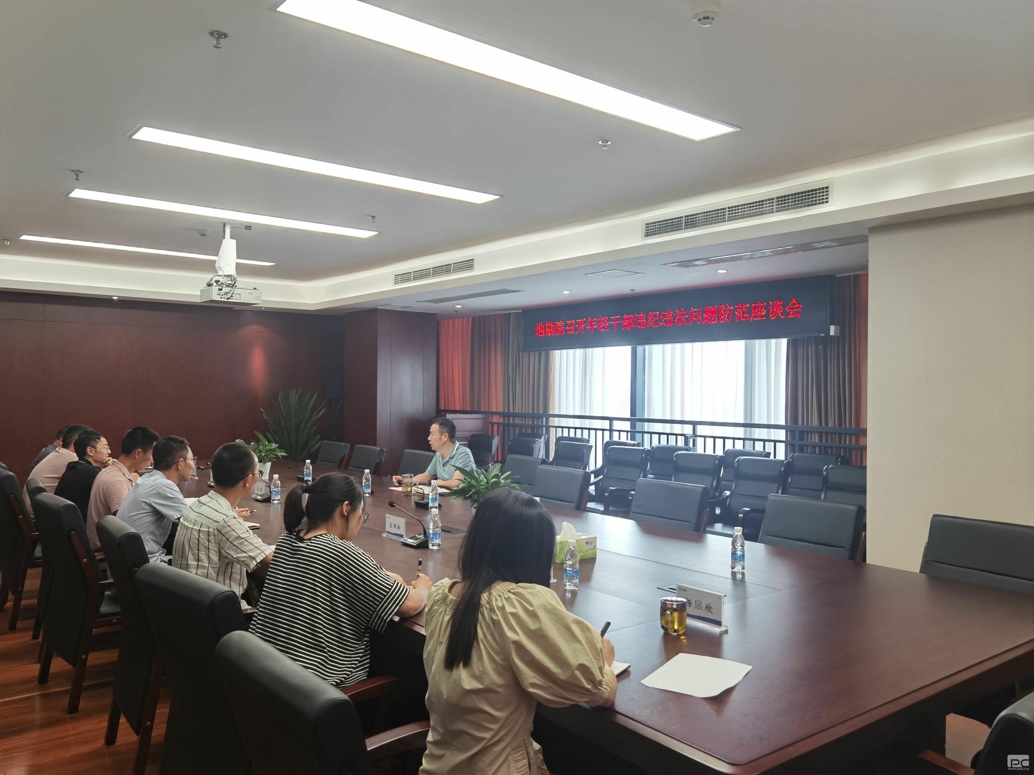 ����ɲ�Ҫ�ۺ���������ġ���һ�����ӡ������ؿ�Ժ�ٿ�����ɲ�Υ��Υ�����������̸��