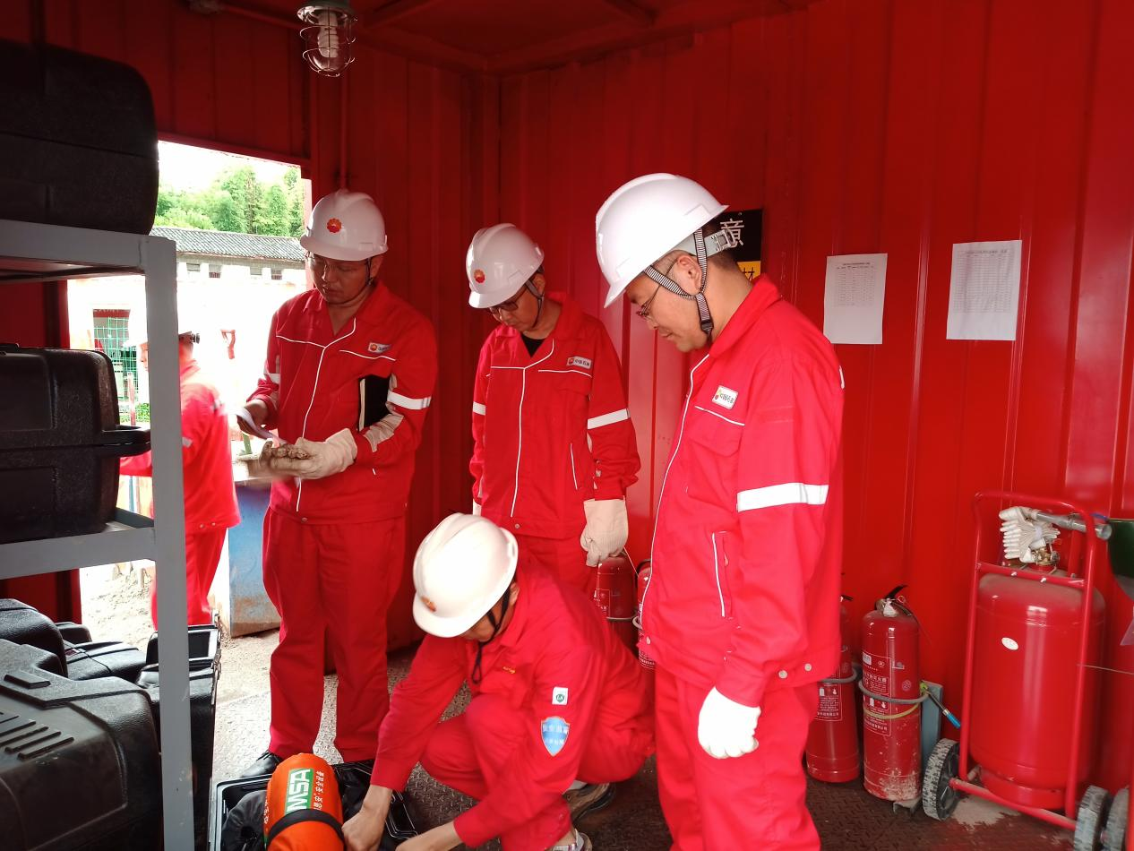 ��˵ؿ���˾����֧ίԱ�����ܾ������и�ҳ������Ŀ��չ�ļ��������˶������������������