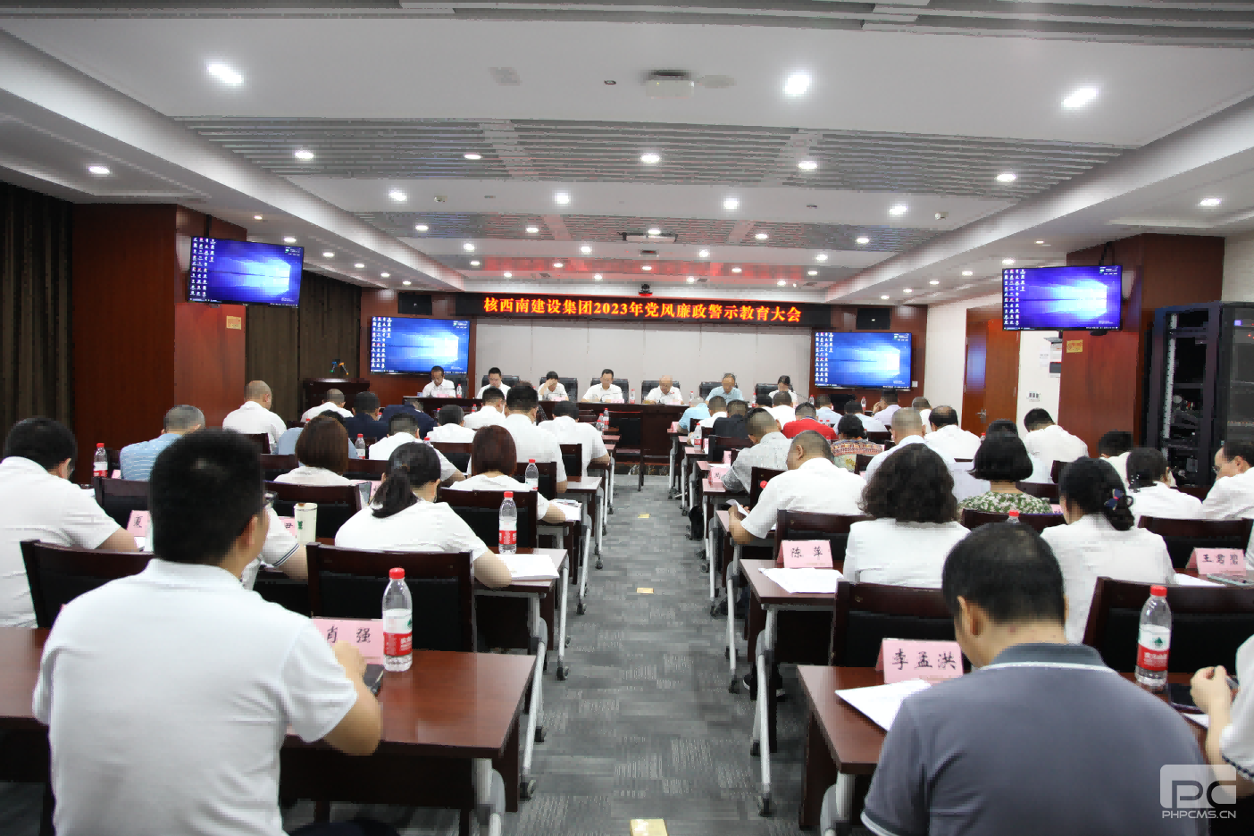 �����Ͻ��輯���ٿ�����������ʾ�������