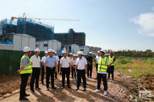 �۲��á�(�й���)���޹�˾����