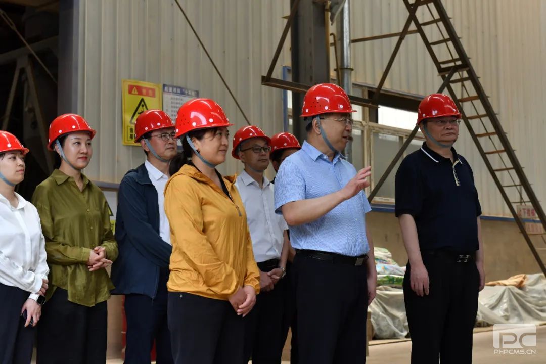 �۲��á�(�й���)���޹�˾����