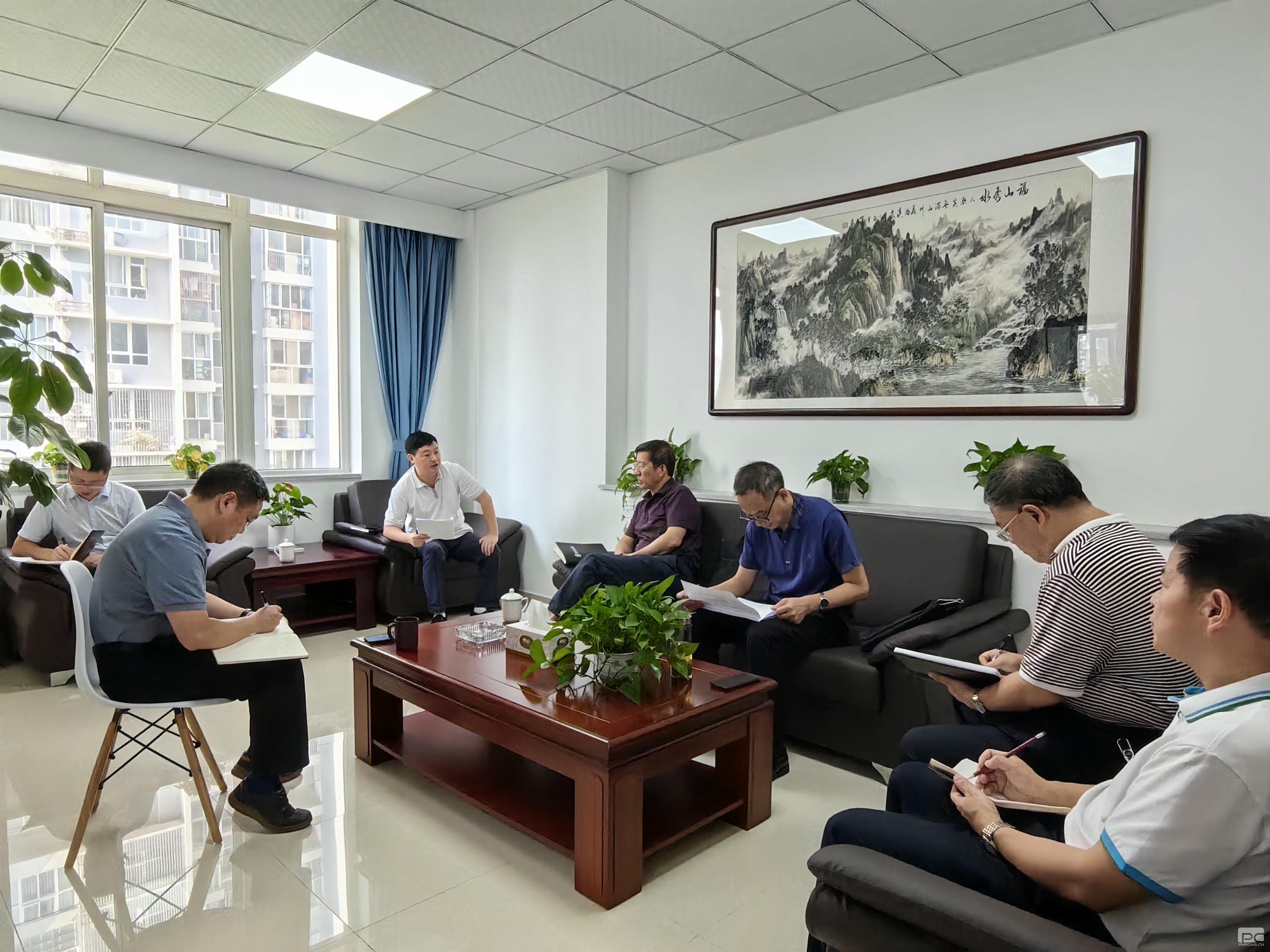 �۲��á�(�й���)���޹�˾����