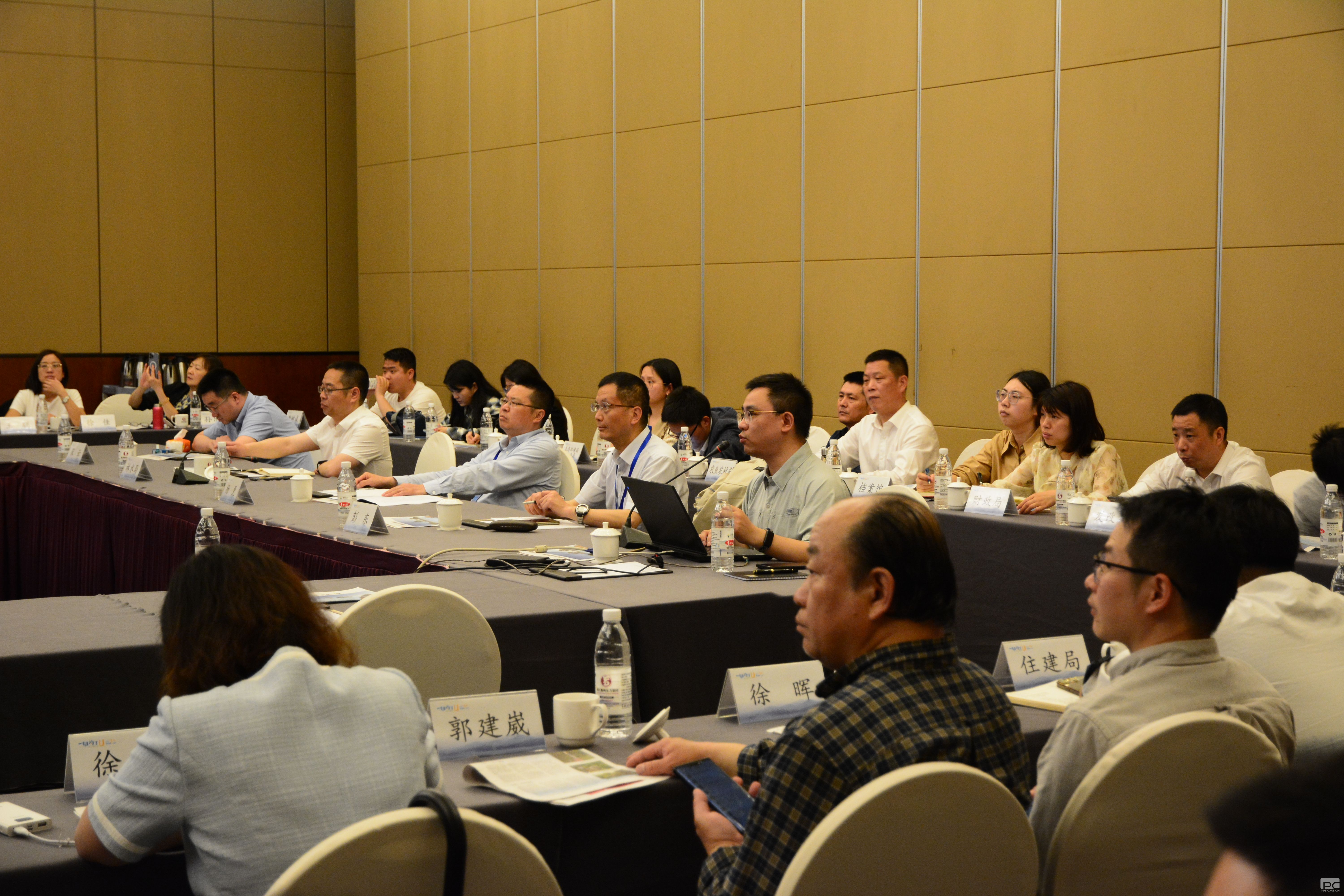 �۲��á�(�й���)���޹�˾����