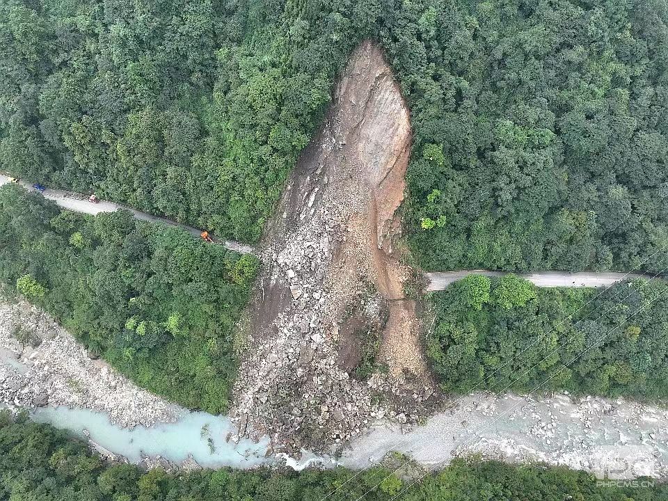 �۲��á�(�й���)���޹�˾����