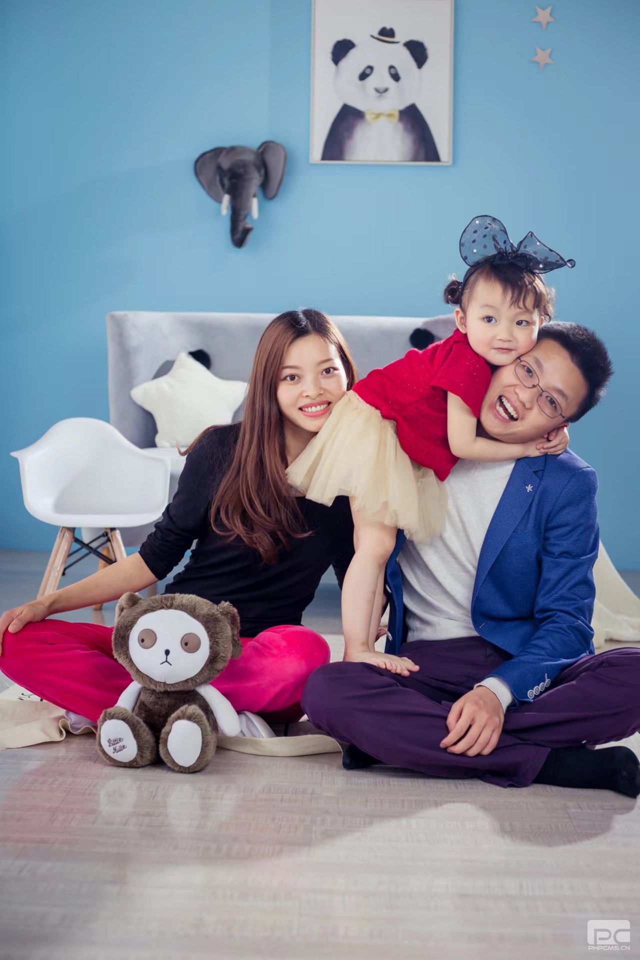 �۲��á�(�й���)���޹�˾����