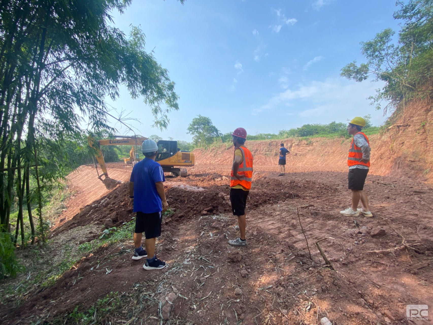 �۲��á�(�й���)���޹�˾����