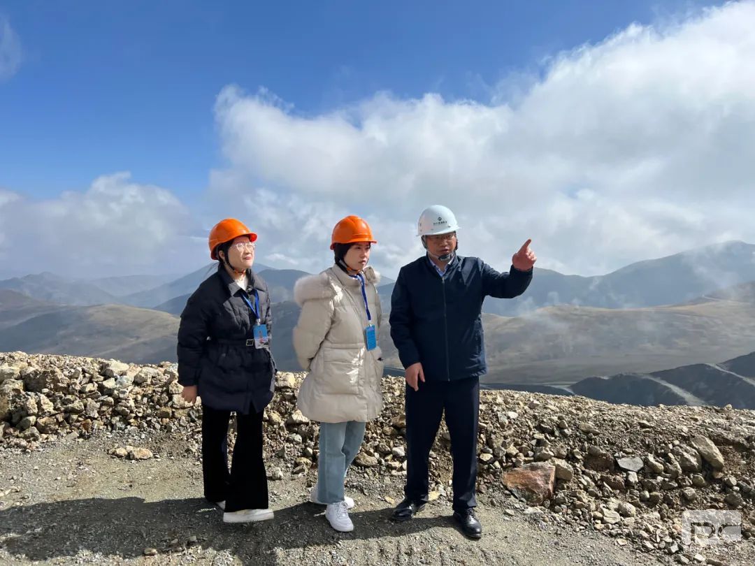 ʡ��Ȼ�۲������������ʽ����ô��ͼ��Ų��񲿸������Ϲ����������