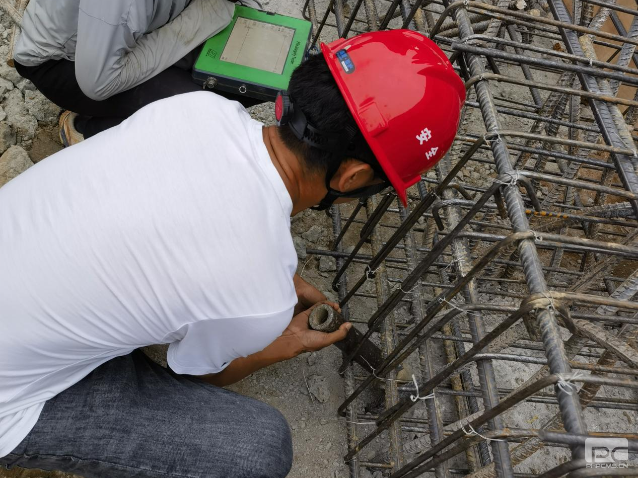 �۲��á�(�й���)���޹�˾����