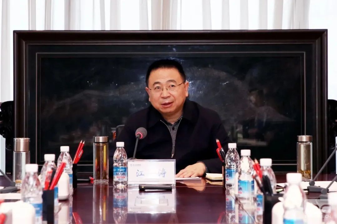 �۲��á�(�й���)���޹�˾����