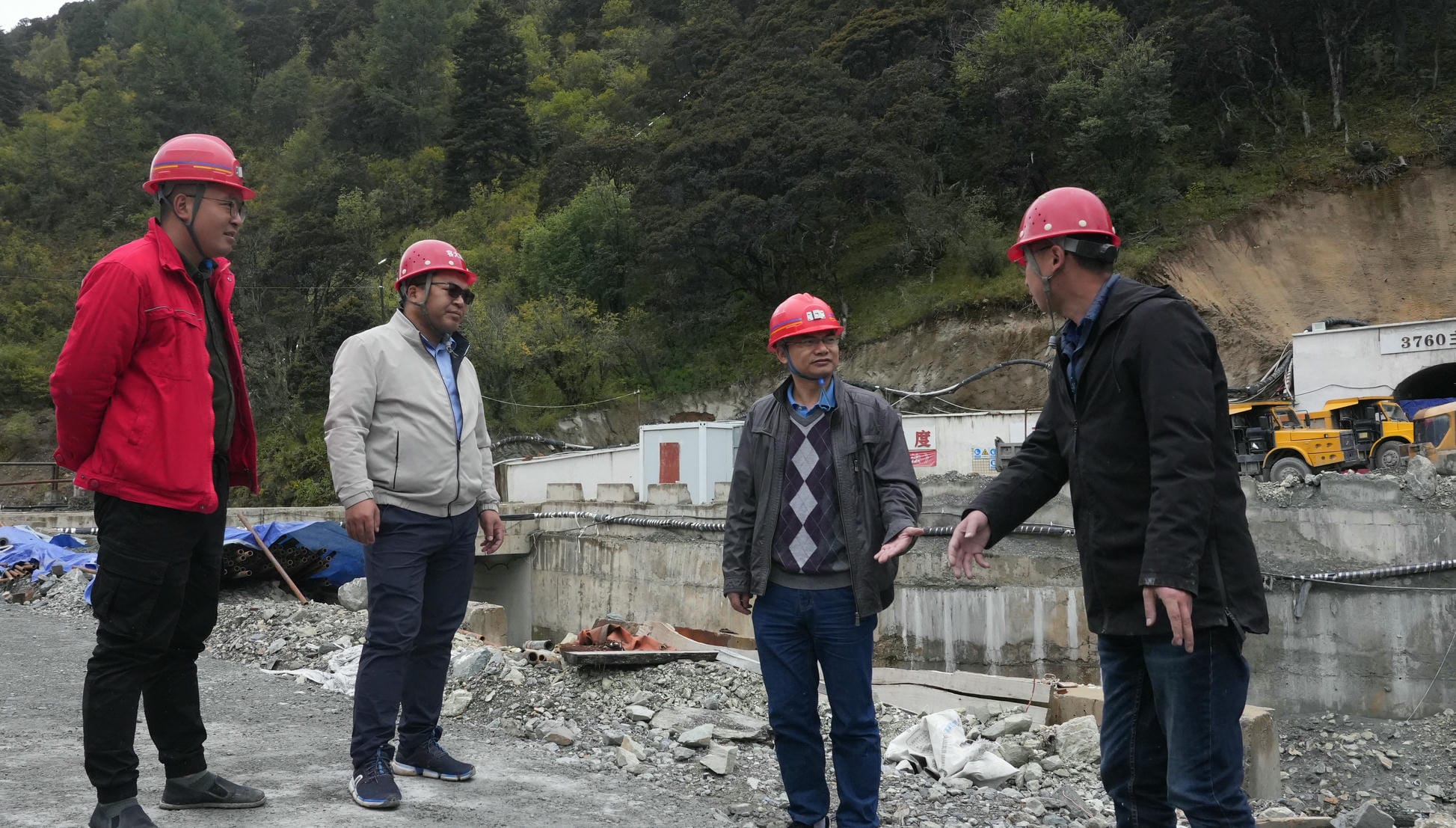 �����Ӽ���鸰��Ŀһ�߼������������ʡ���ߵ��ʴ�ӽ�����̸