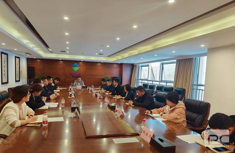 �۲��á�(�й���)���޹�˾����