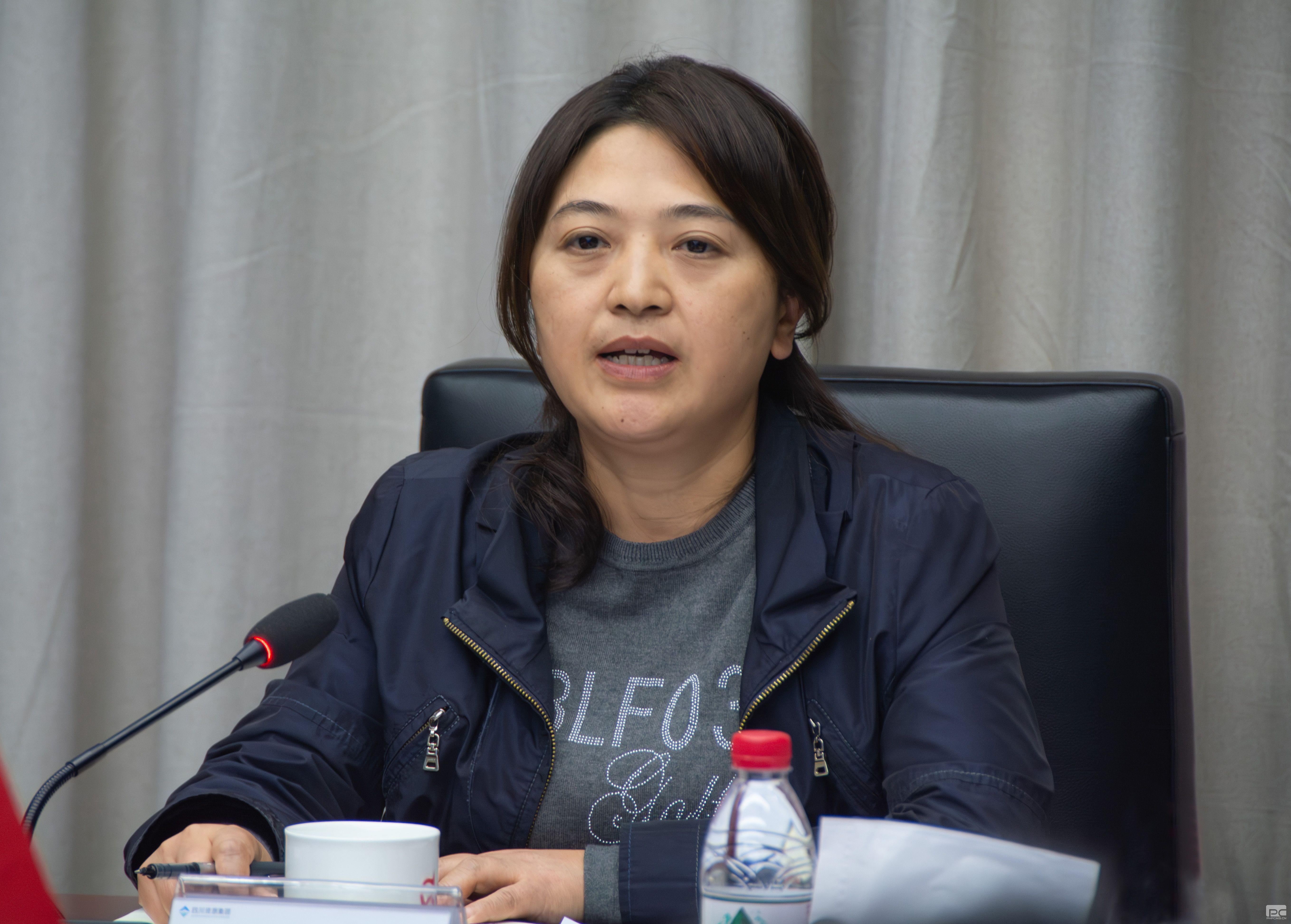 �۲��á�(�й���)���޹�˾����