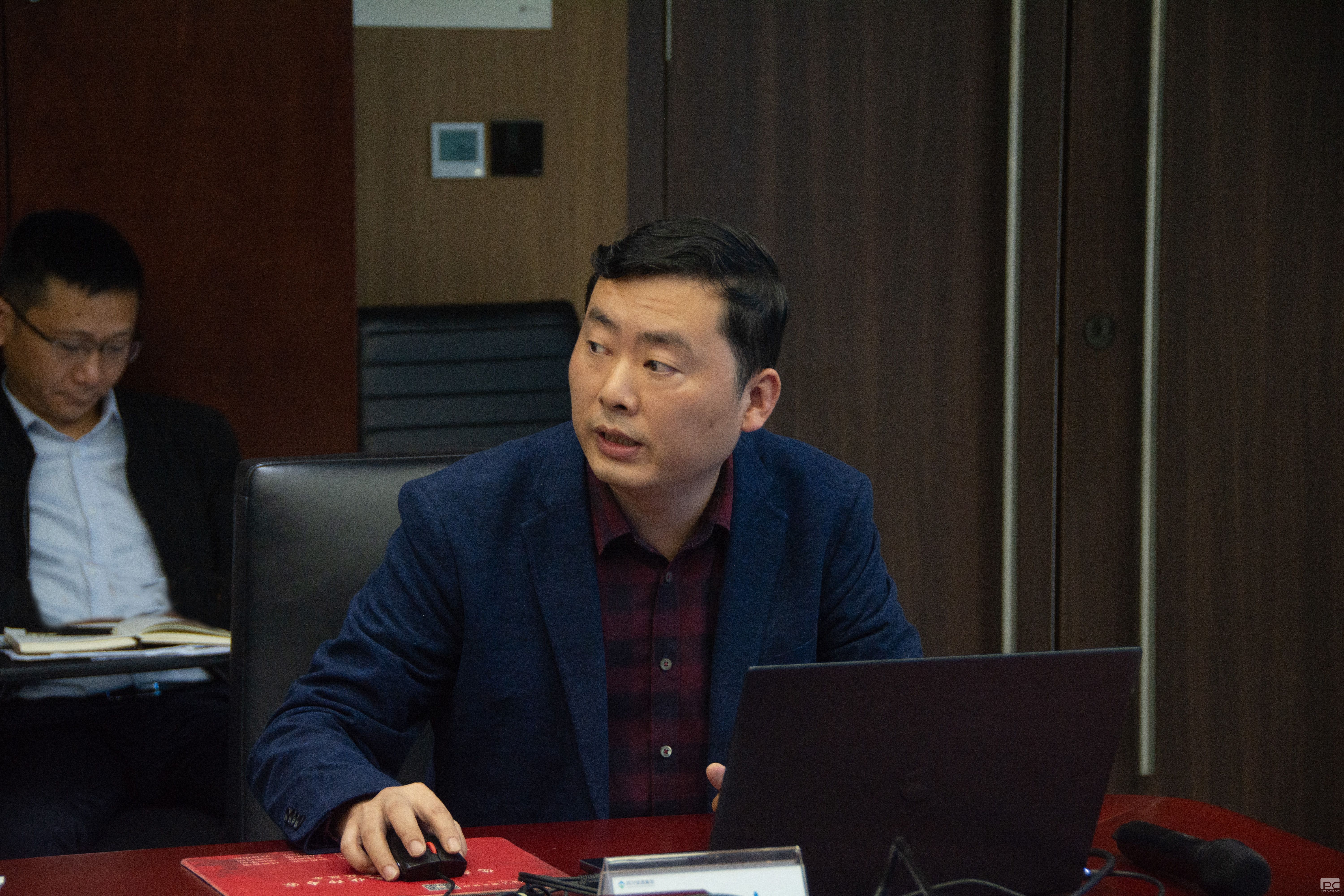 �۲��á�(�й���)���޹�˾����